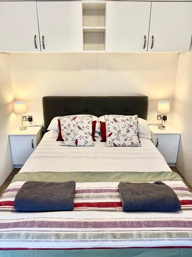 Newbridge  New Forest Hideaway- Self Catering Accommodation מראה חיצוני תמונה